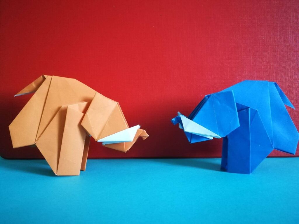 Una piega alla volta: nasce il gruppo di origami in biblioteca!